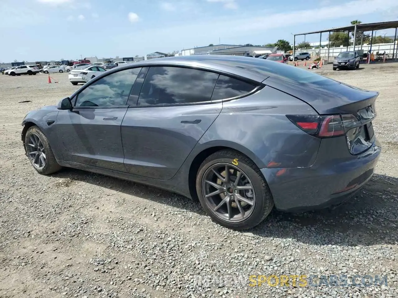 2 fotografías del automóvil dañado 5YJ3E1EA1PF465372 TESLA MODEL 3 2023