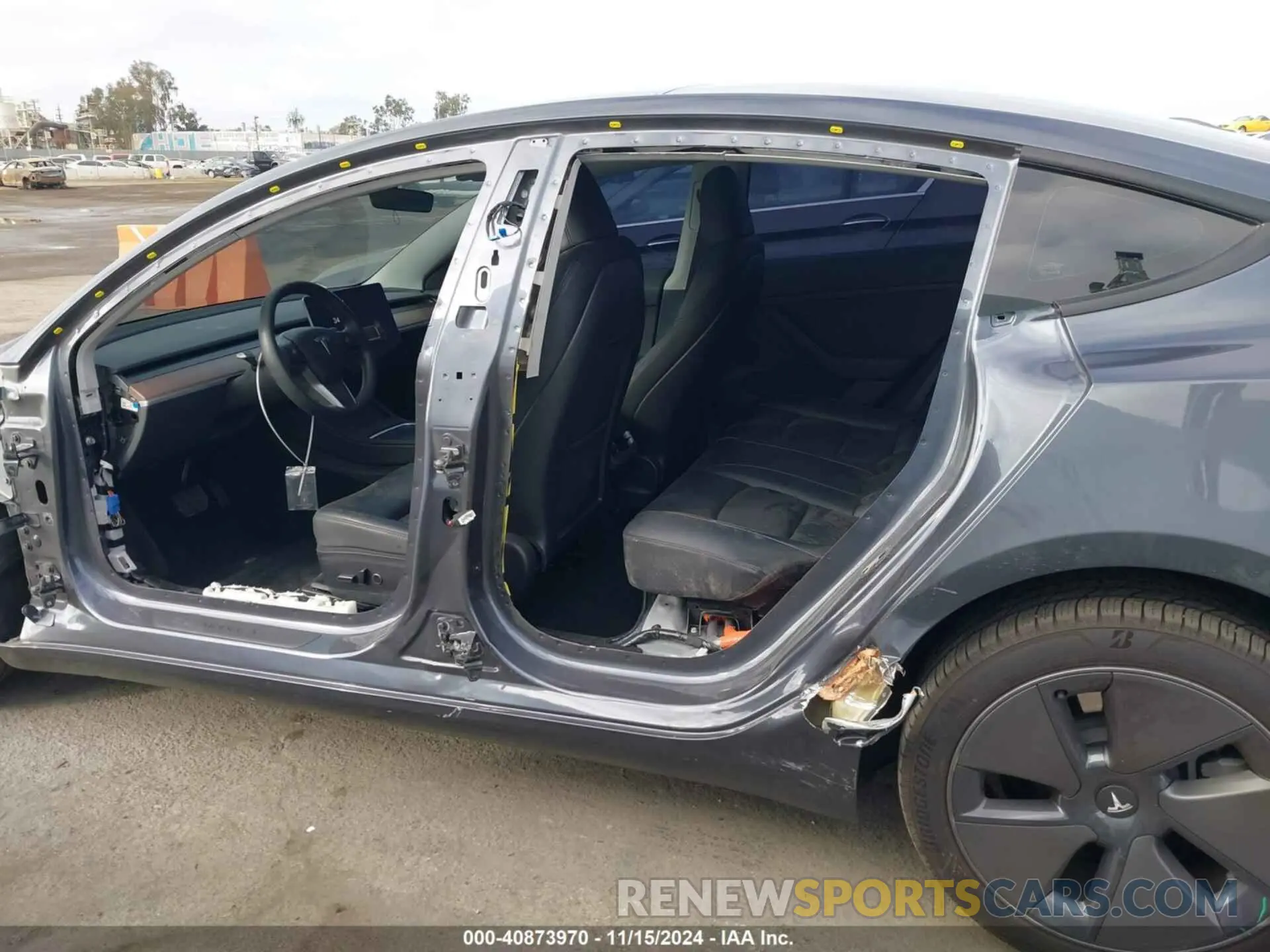 15 fotografías del automóvil dañado 5YJ3E1EA1PF489915 TESLA MODEL 3 2023