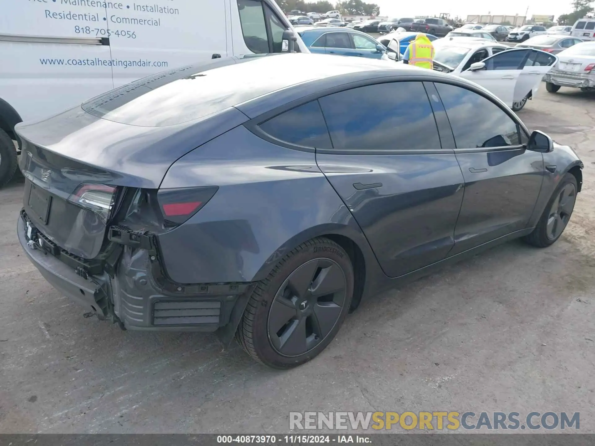4 fotografías del automóvil dañado 5YJ3E1EA1PF489915 TESLA MODEL 3 2023