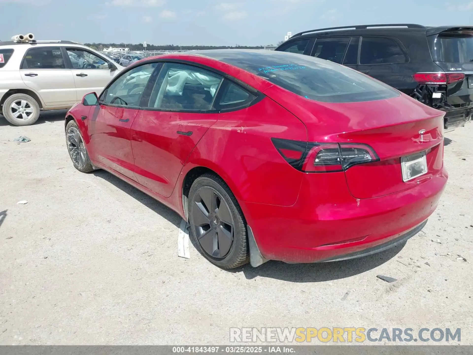 3 fotografías del automóvil dañado 5YJ3E1EA1PF509094 TESLA MODEL 3 2023