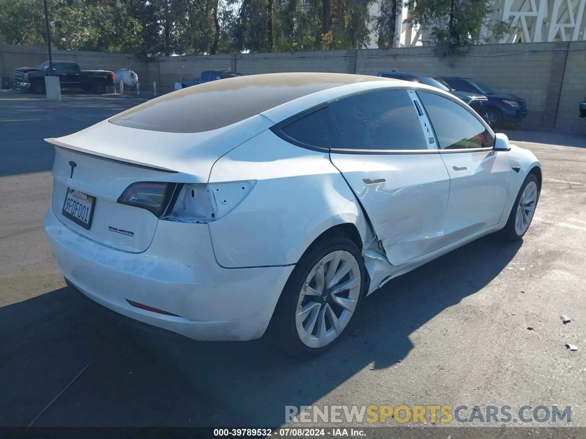 4 fotografías del automóvil dañado 5YJ3E1EA1PF513405 TESLA MODEL 3 2023