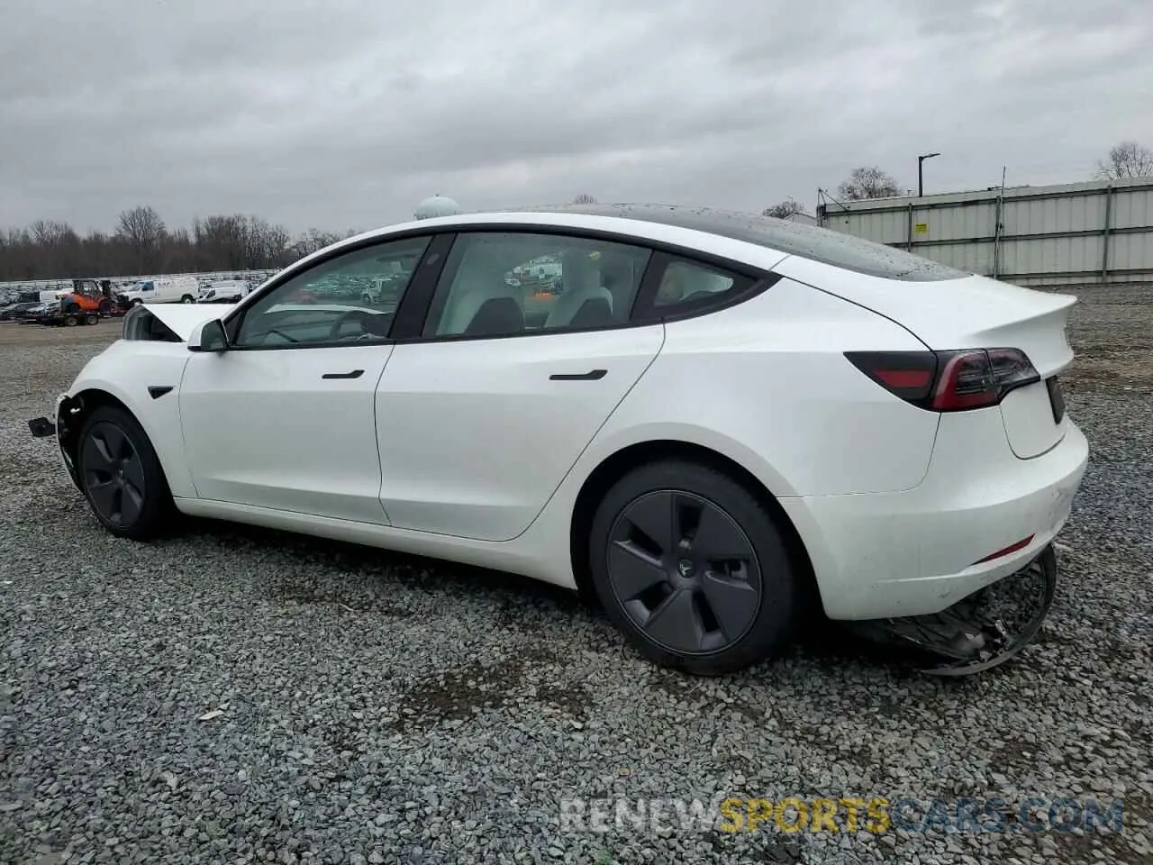 2 fotografías del automóvil dañado 5YJ3E1EA1PF550924 TESLA MODEL 3 2023