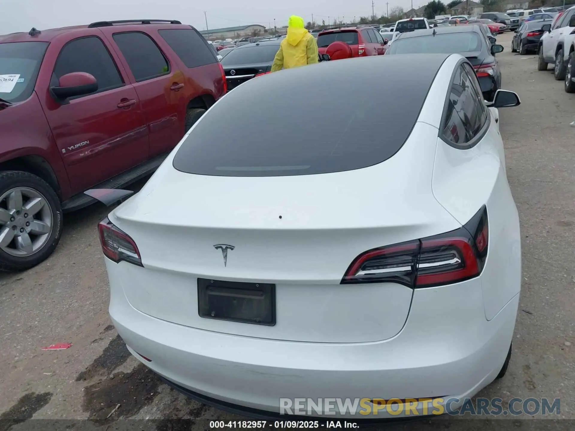 15 fotografías del automóvil dañado 5YJ3E1EA1PF567383 TESLA MODEL 3 2023