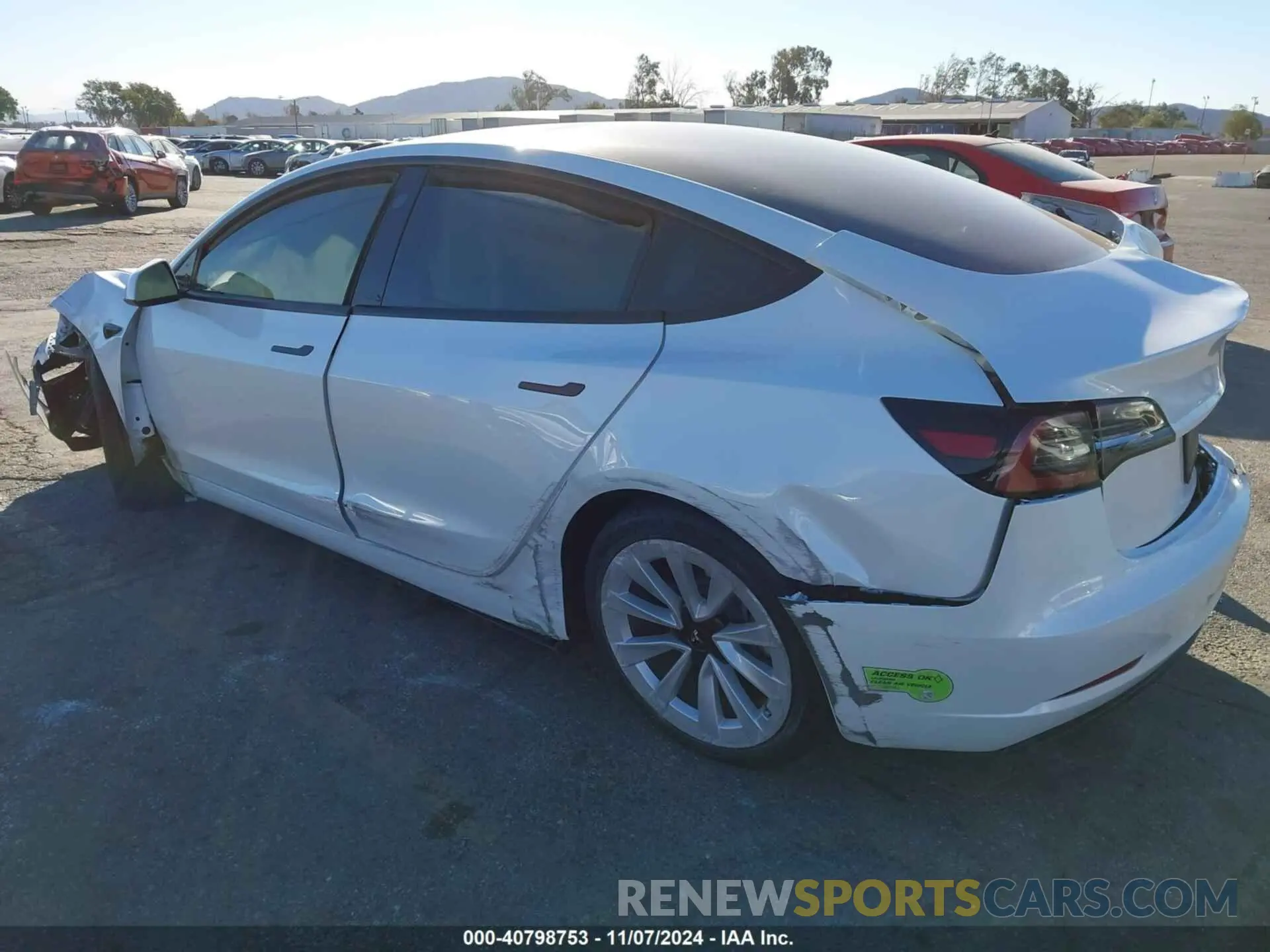 3 fotografías del automóvil dañado 5YJ3E1EA1PF569117 TESLA MODEL 3 2023