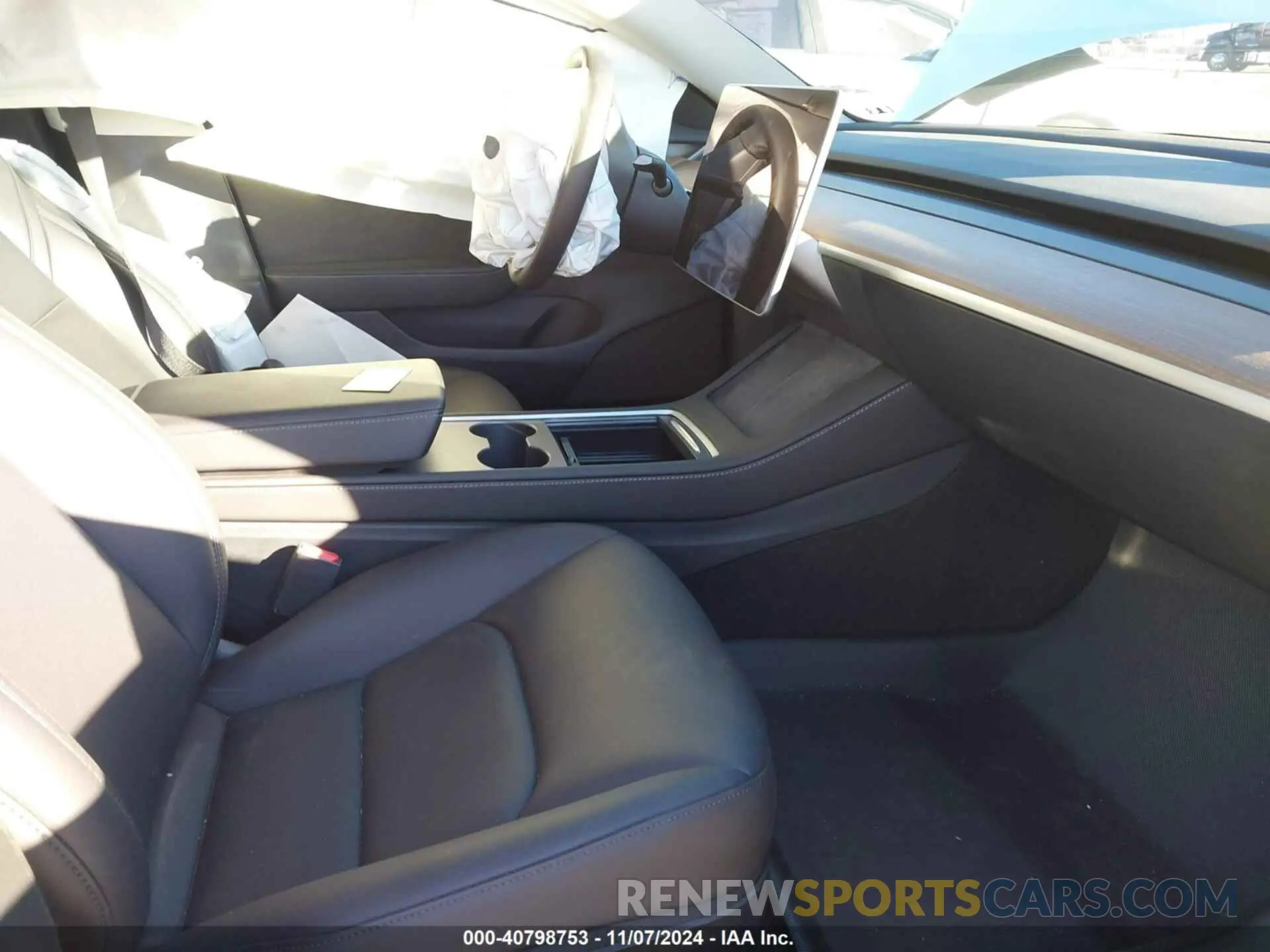 5 fotografías del automóvil dañado 5YJ3E1EA1PF569117 TESLA MODEL 3 2023
