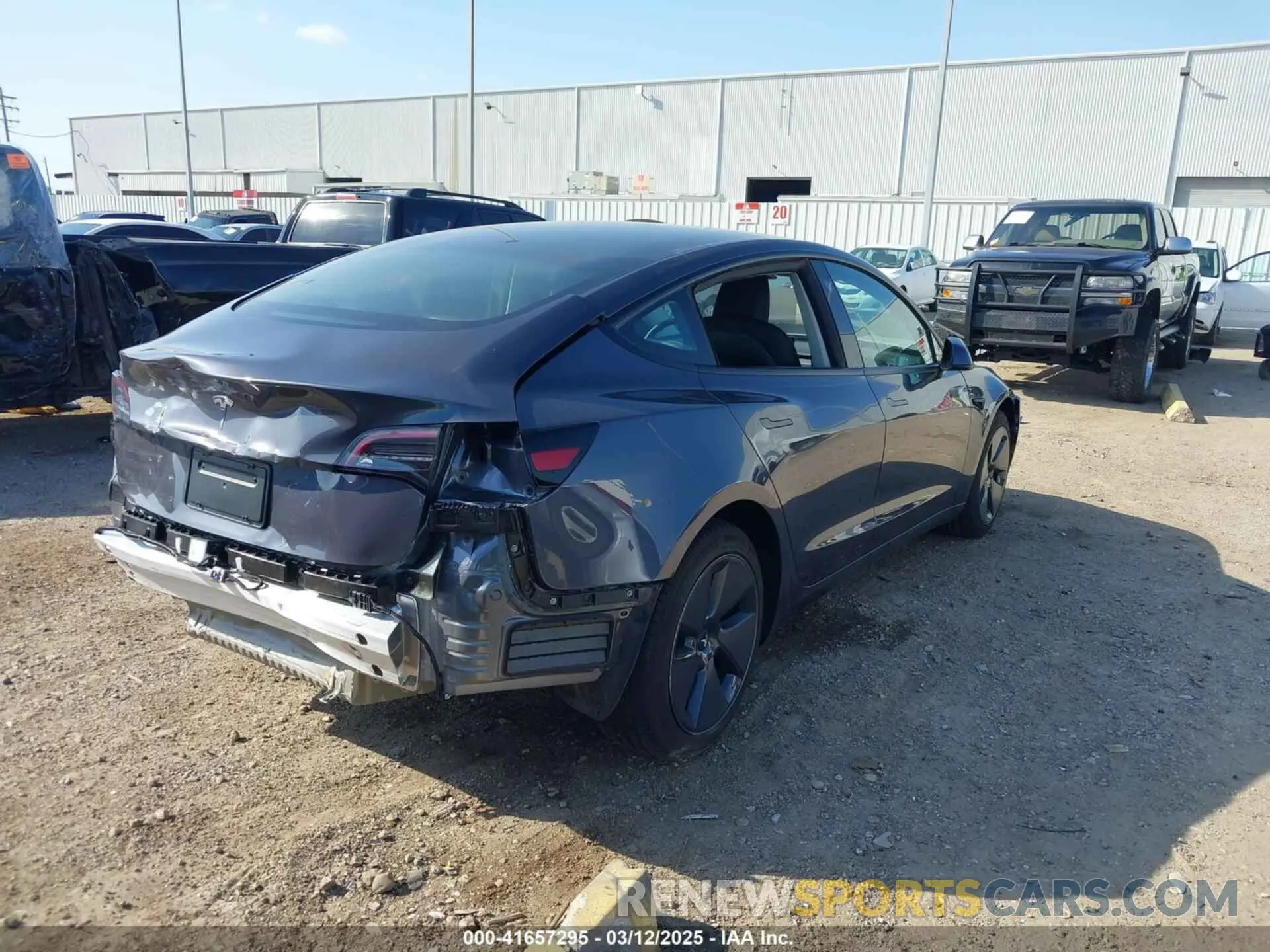 4 fotografías del automóvil dañado 5YJ3E1EA1PF576780 TESLA MODEL 3 2023