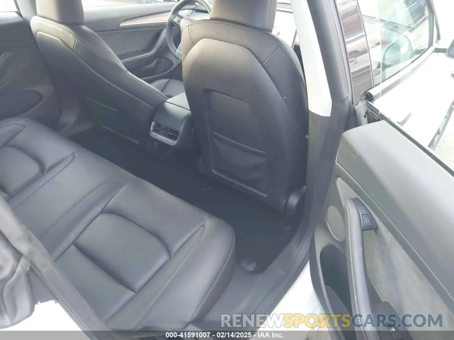 8 fotografías del automóvil dañado 5YJ3E1EA1PF600723 TESLA MODEL 3 2023