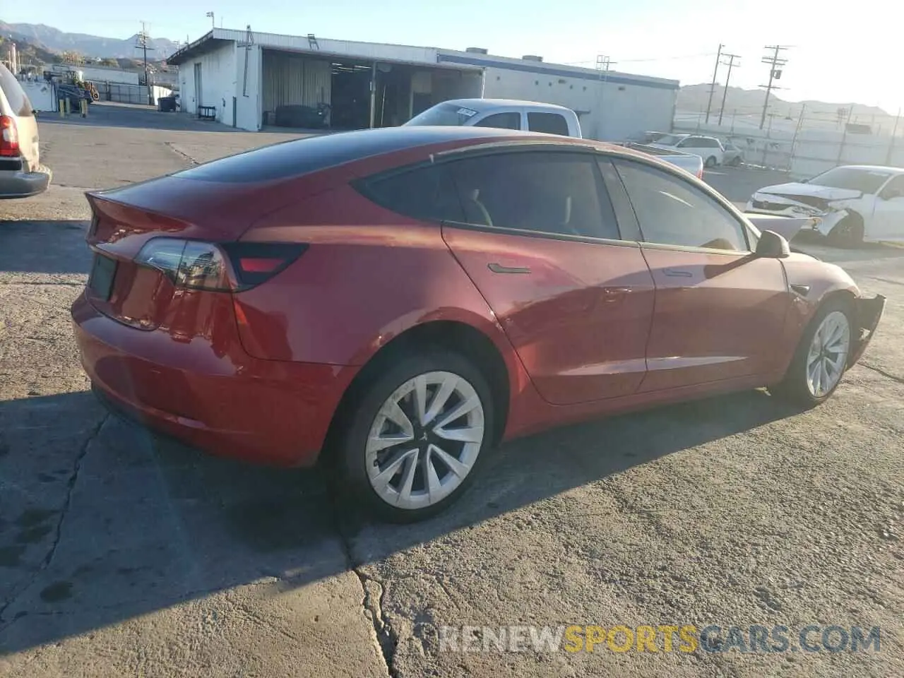 3 fotografías del automóvil dañado 5YJ3E1EA1PF616727 TESLA MODEL 3 2023