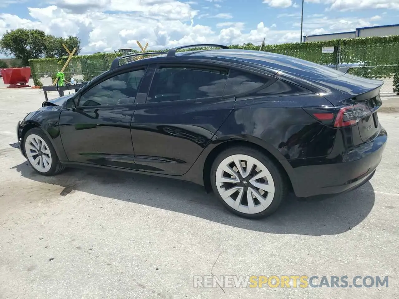 2 fotografías del automóvil dañado 5YJ3E1EA1PF639389 TESLA MODEL 3 2023
