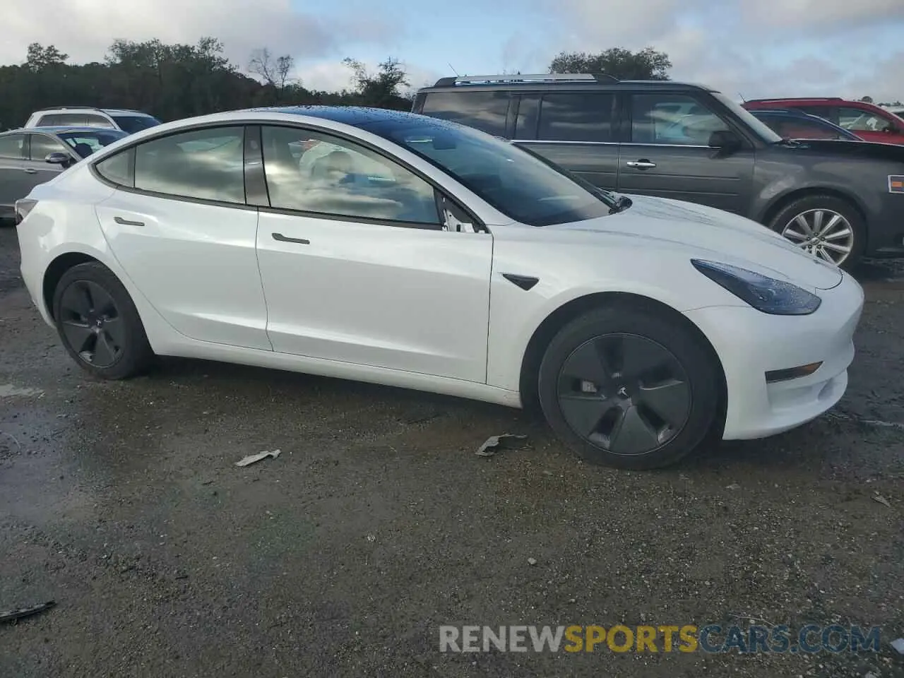 4 fotografías del automóvil dañado 5YJ3E1EA1PF640896 TESLA MODEL 3 2023