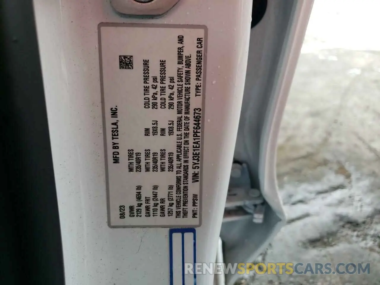 13 fotografías del automóvil dañado 5YJ3E1EA1PF644673 TESLA MODEL 3 2023