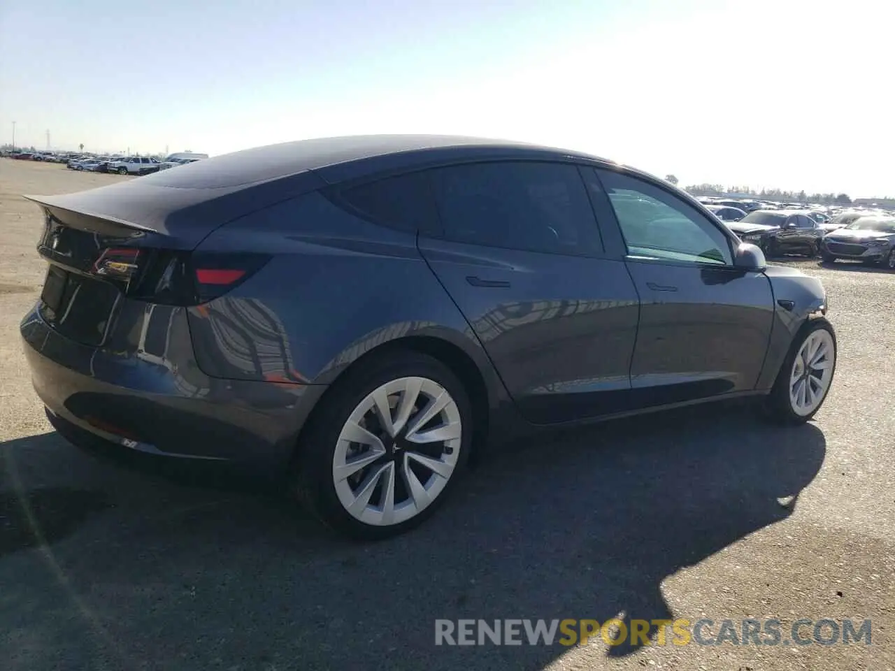 3 fotografías del automóvil dañado 5YJ3E1EA1PF652868 TESLA MODEL 3 2023