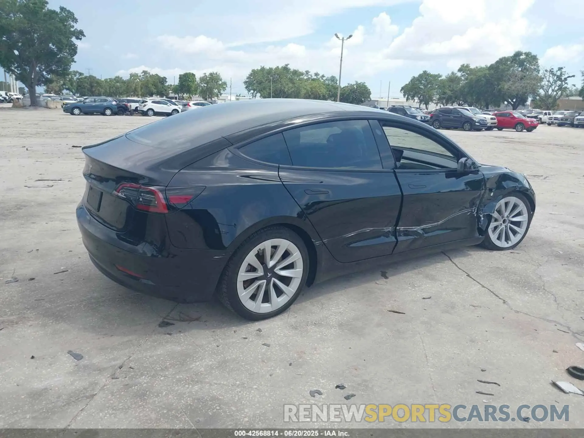 4 fotografías del automóvil dañado 5YJ3E1EA1PF657066 TESLA MODEL 3 2023