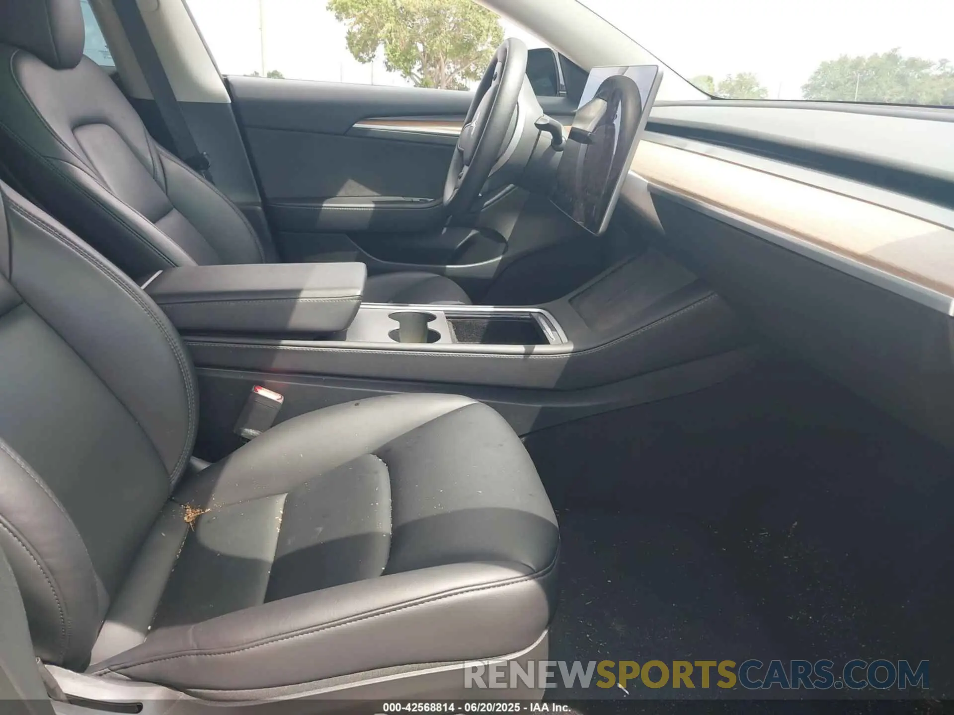 5 fotografías del automóvil dañado 5YJ3E1EA1PF657066 TESLA MODEL 3 2023
