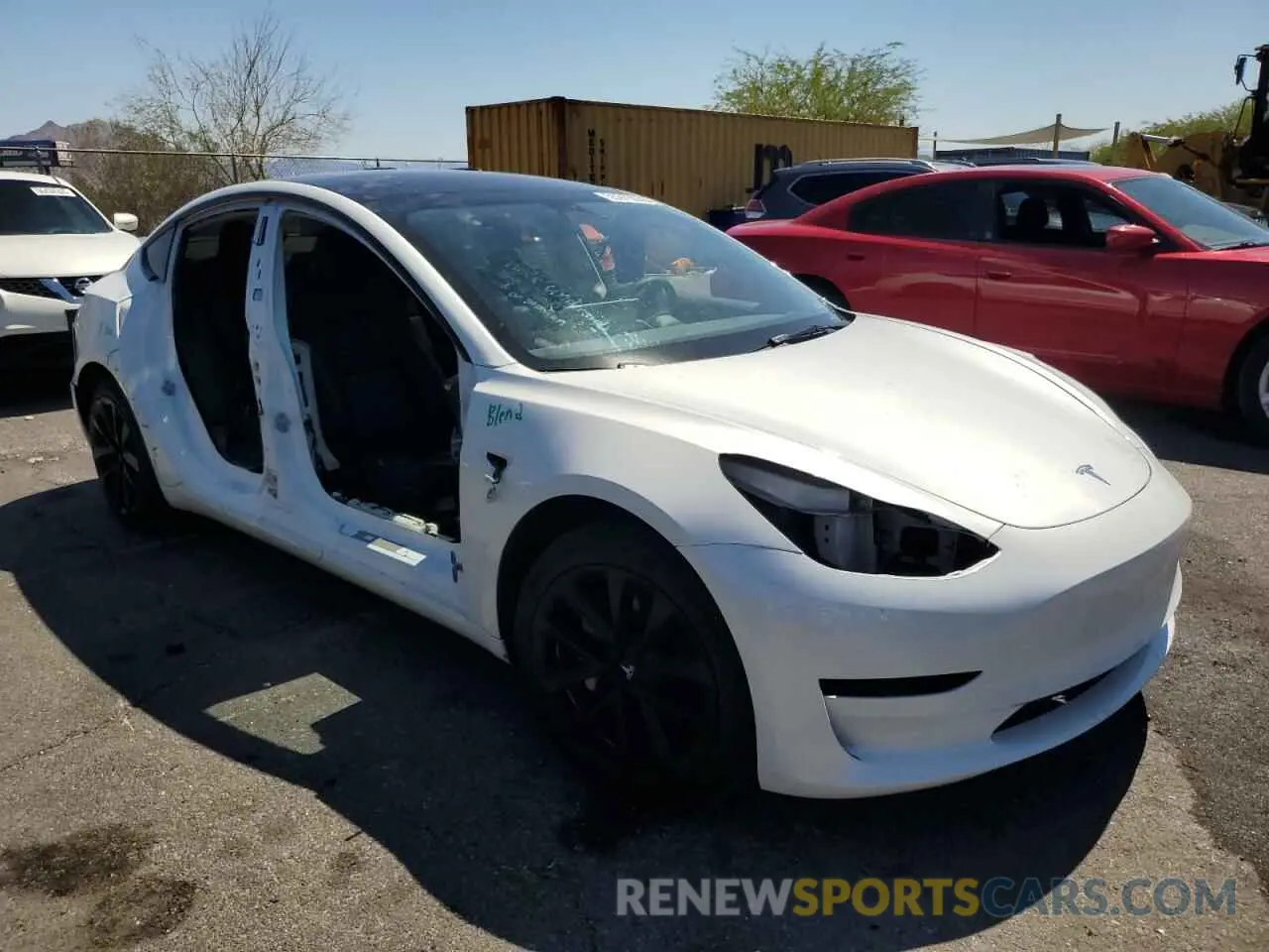 4 fotografías del automóvil dañado 5YJ3E1EA1PF665006 TESLA MODEL 3 2023
