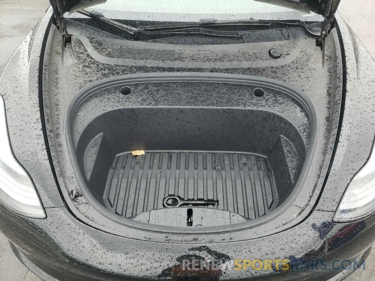 13 fotografías del automóvil dañado 5YJ3E1EA1PF677592 TESLA MODEL 3 2023
