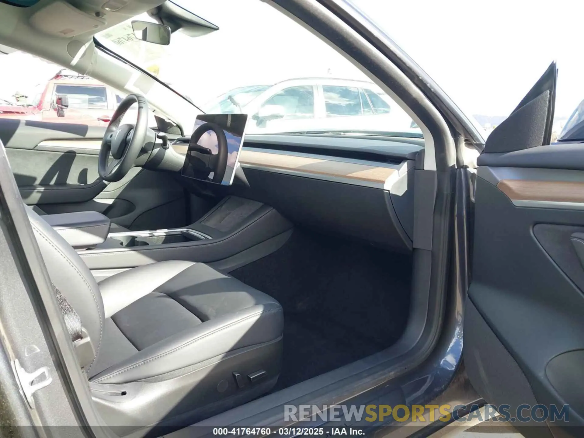 5 fotografías del automóvil dañado 5YJ3E1EA1PF691699 TESLA MODEL 3 2023