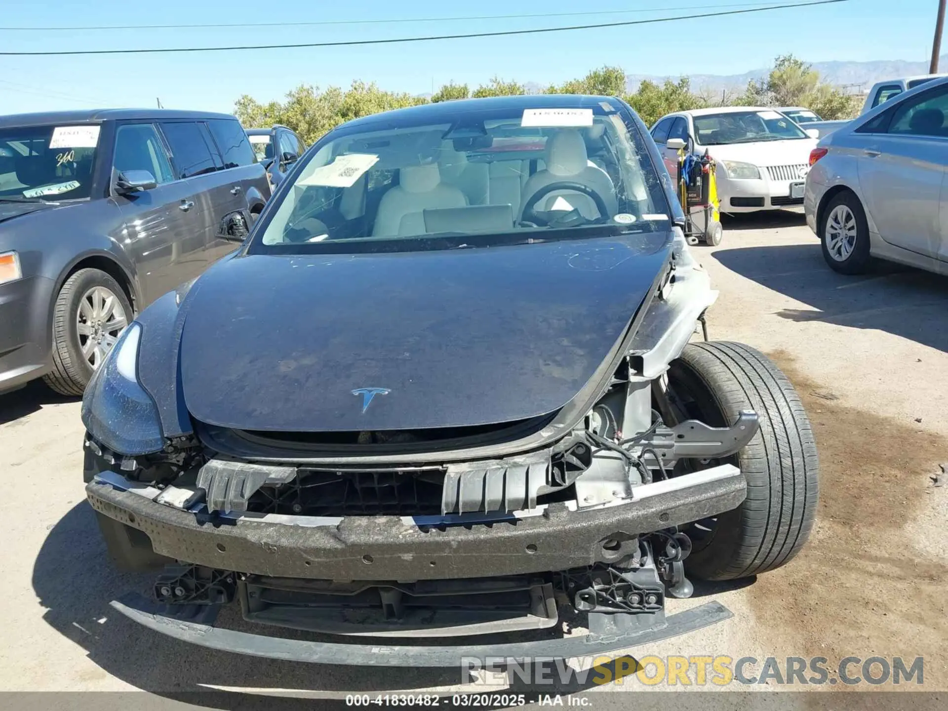 13 fotografías del automóvil dañado 5YJ3E1EA1PF711921 TESLA MODEL 3 2023