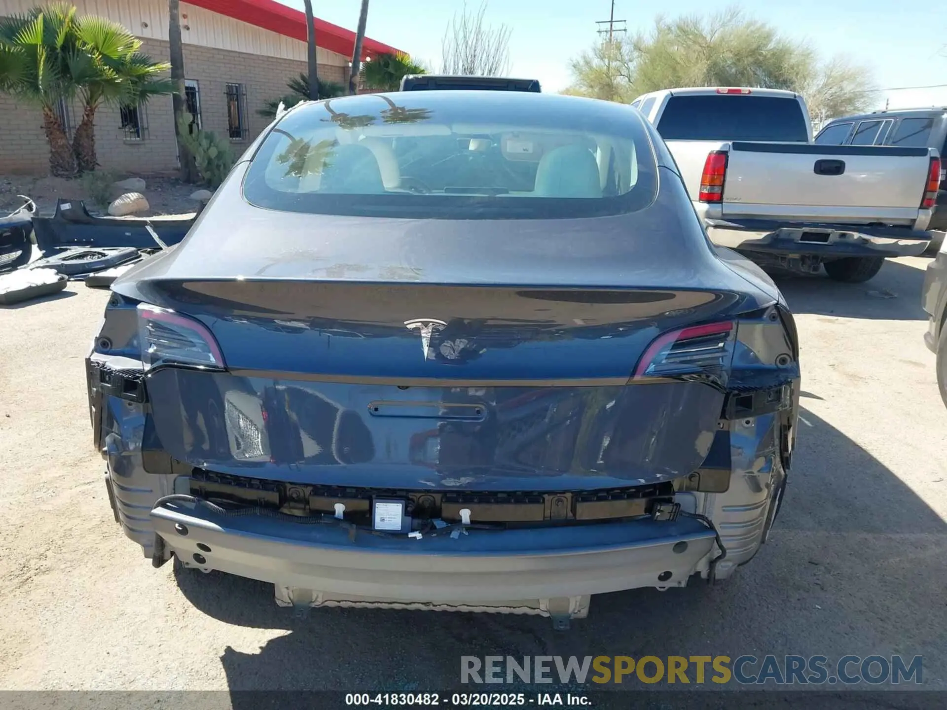17 fotografías del automóvil dañado 5YJ3E1EA1PF711921 TESLA MODEL 3 2023