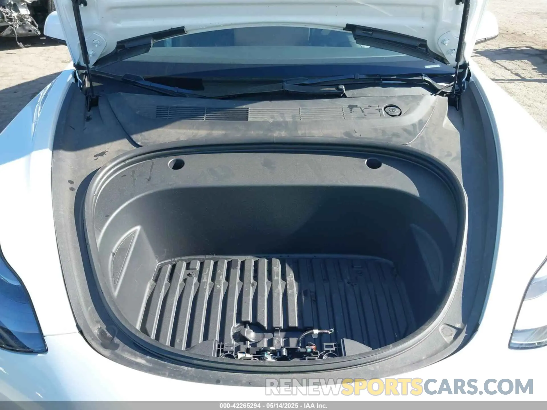 10 fotografías del automóvil dañado 5YJ3E1EA2PF410378 TESLA MODEL 3 2023