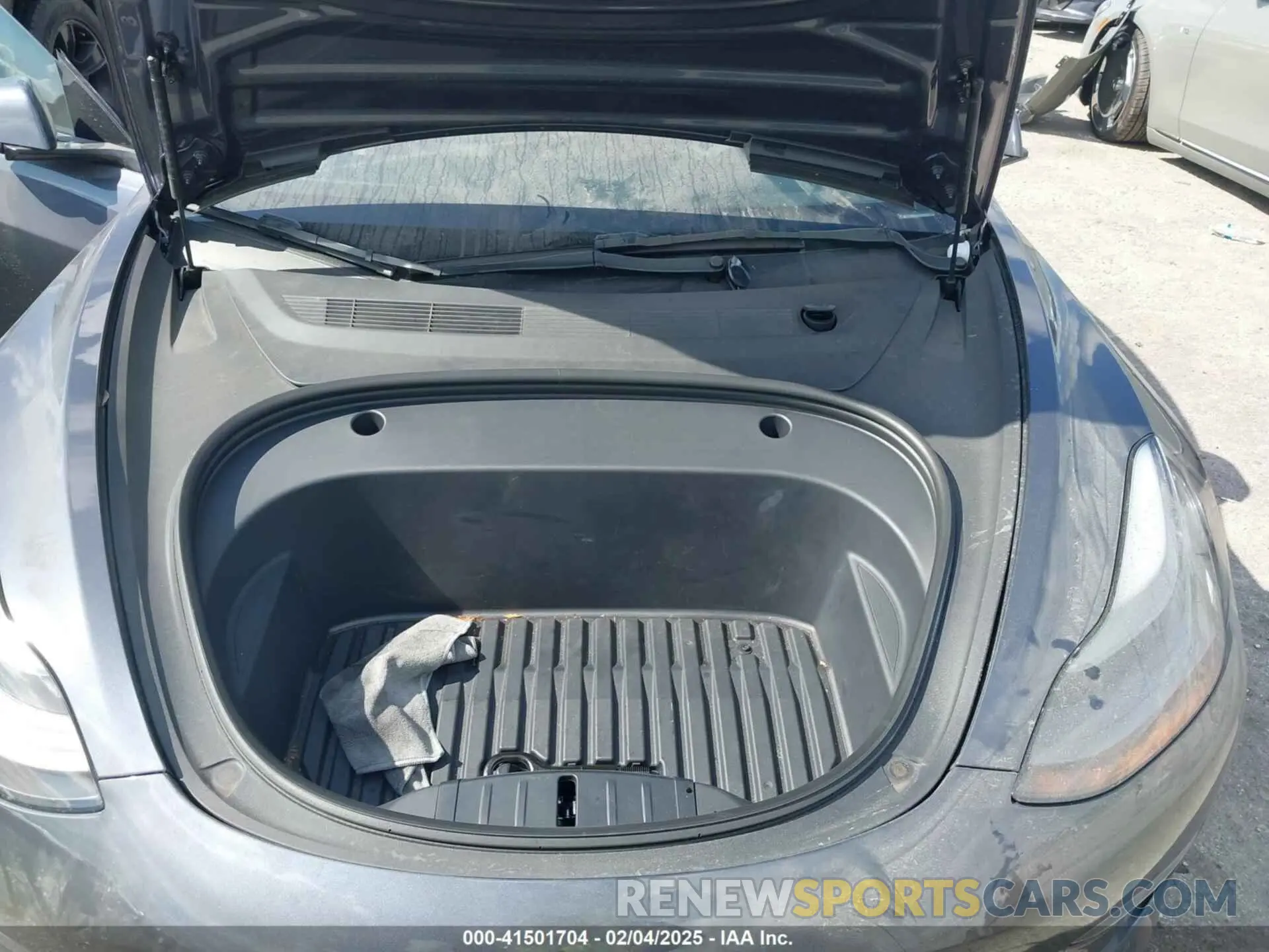 10 fotografías del automóvil dañado 5YJ3E1EA2PF423017 TESLA MODEL 3 2023