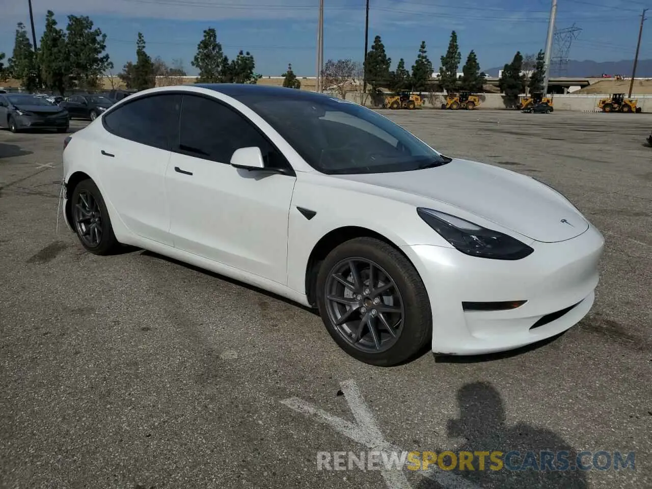 4 fotografías del automóvil dañado 5YJ3E1EA2PF429917 TESLA MODEL 3 2023