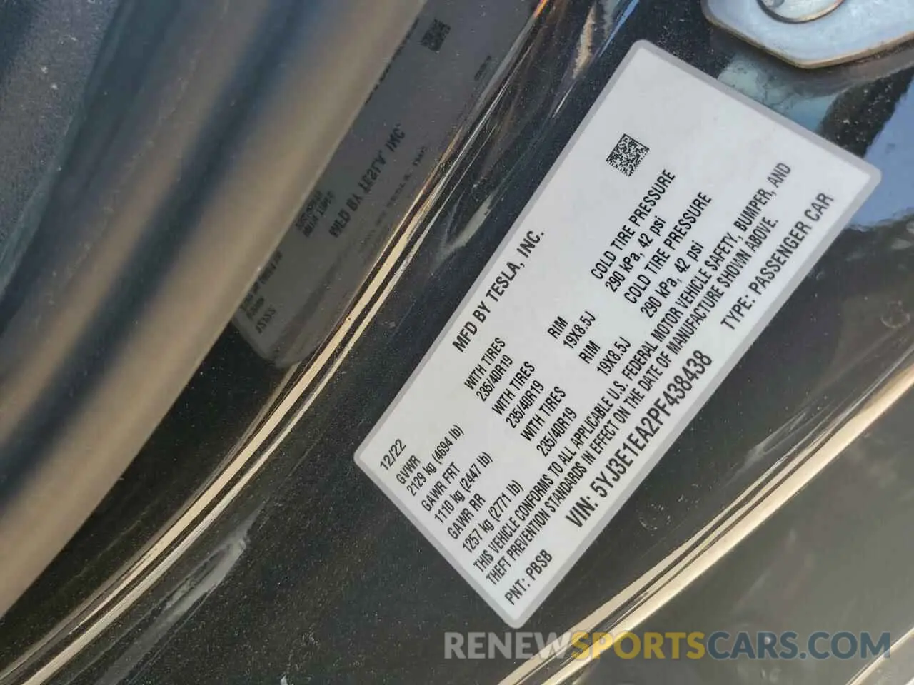 13 fotografías del automóvil dañado 5YJ3E1EA2PF438438 TESLA MODEL 3 2023
