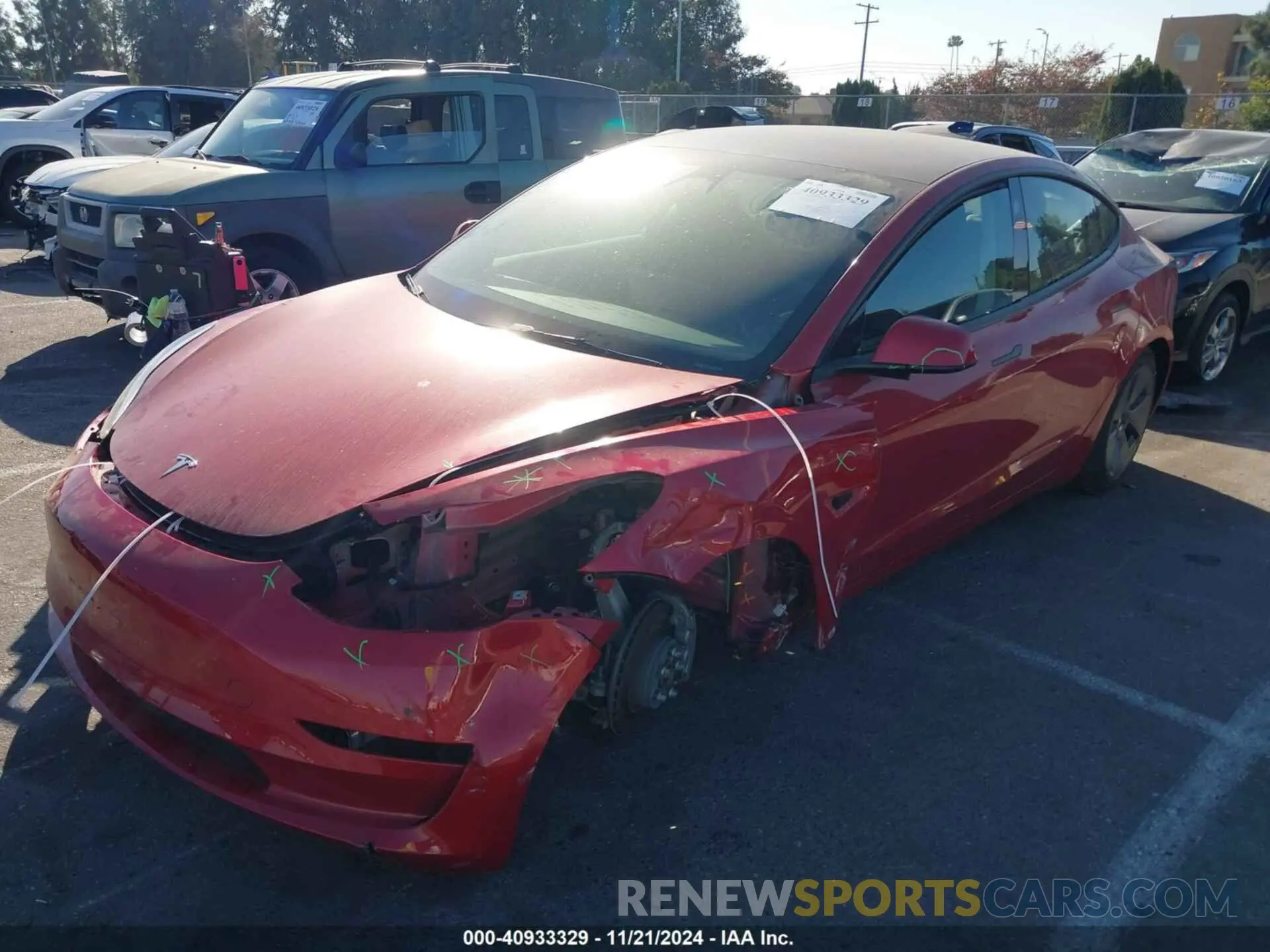2 fotografías del automóvil dañado 5YJ3E1EA2PF451156 TESLA MODEL 3 2023