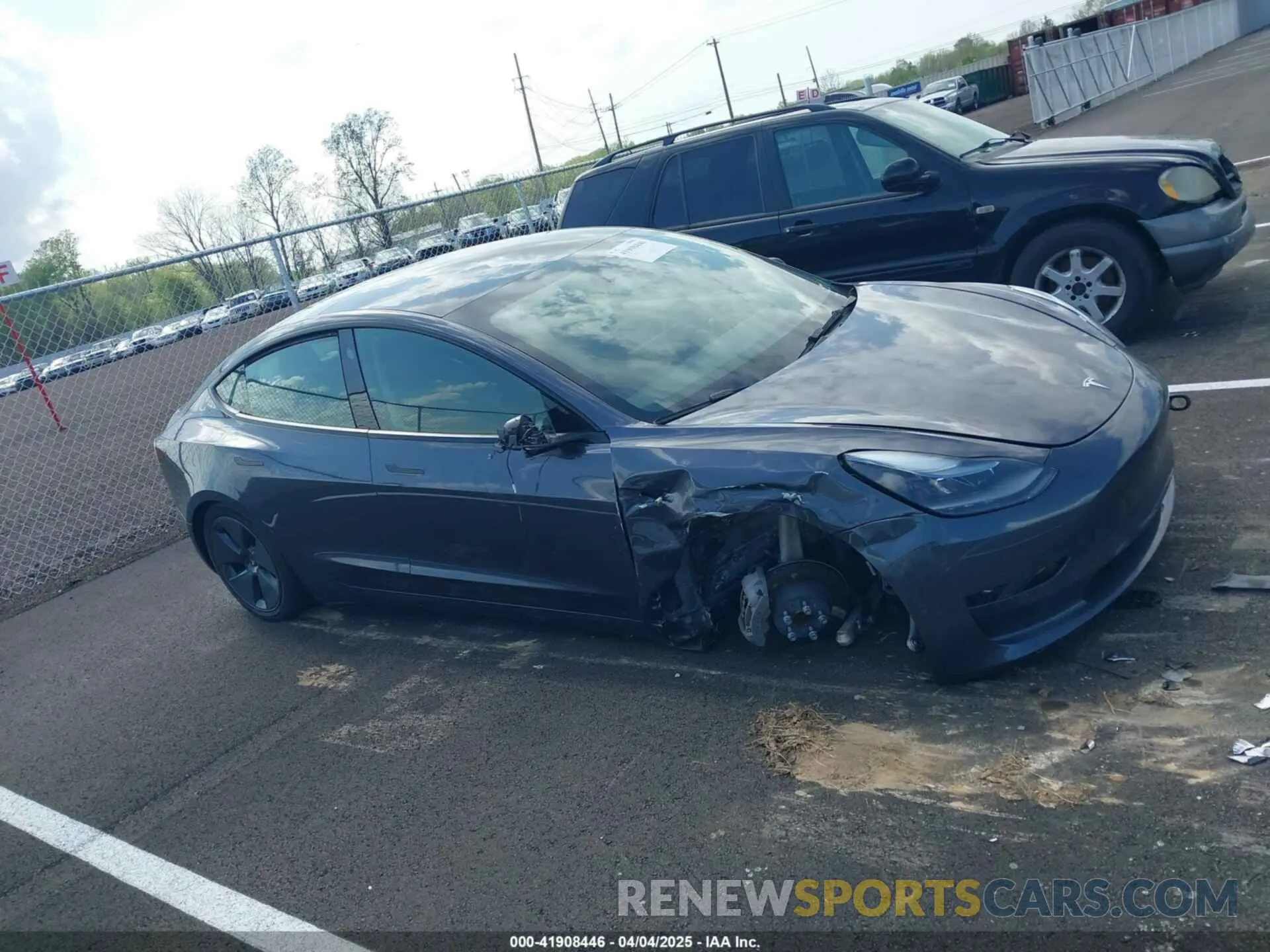 13 fotografías del automóvil dañado 5YJ3E1EA2PF452596 TESLA MODEL 3 2023