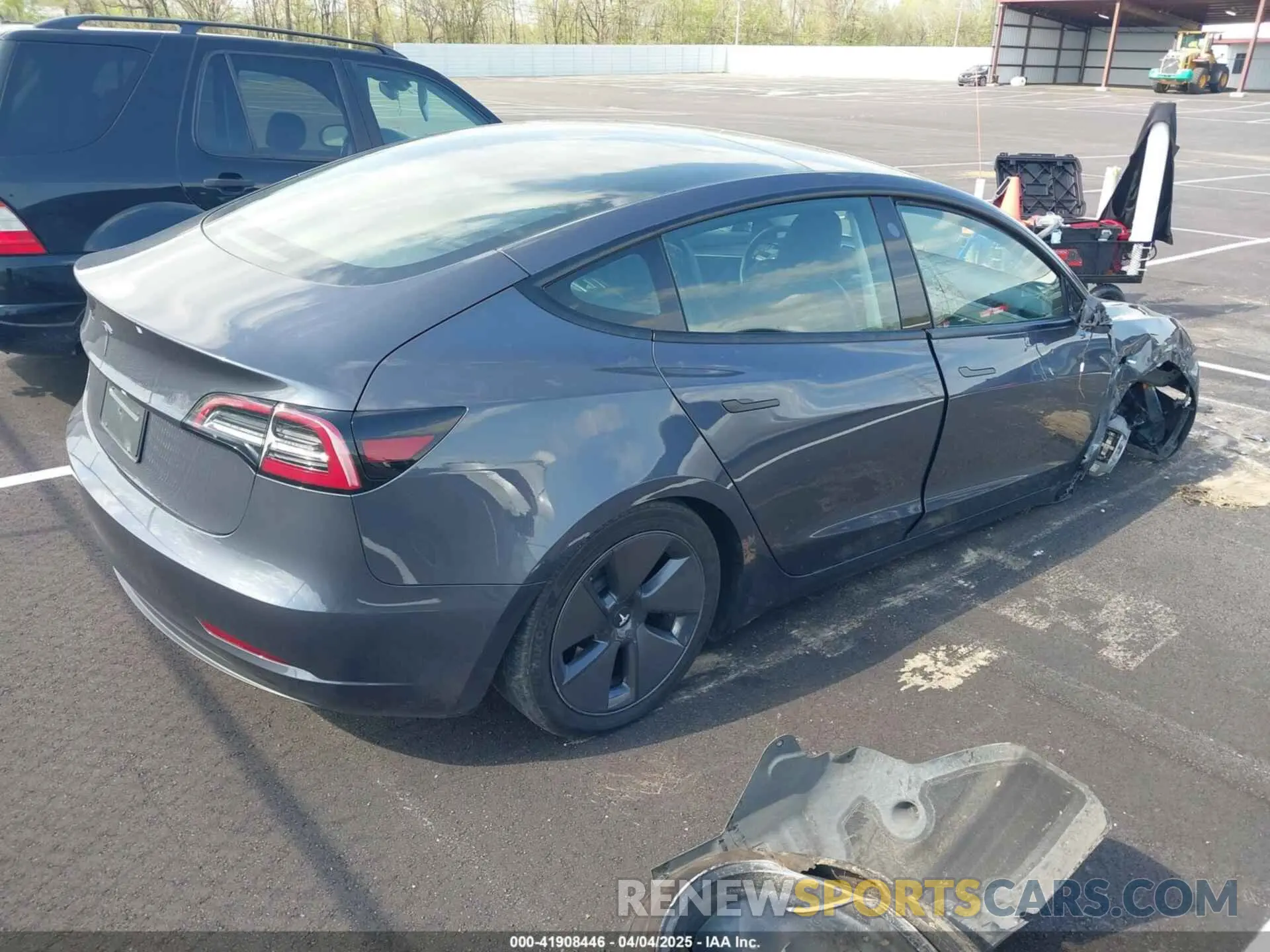 4 fotografías del automóvil dañado 5YJ3E1EA2PF452596 TESLA MODEL 3 2023