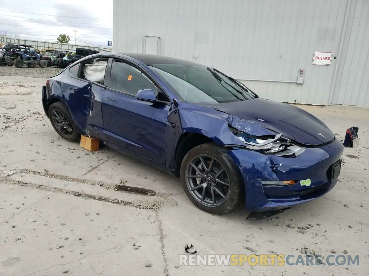 4 fotografías del automóvil dañado 5YJ3E1EA2PF462285 TESLA MODEL 3 2023