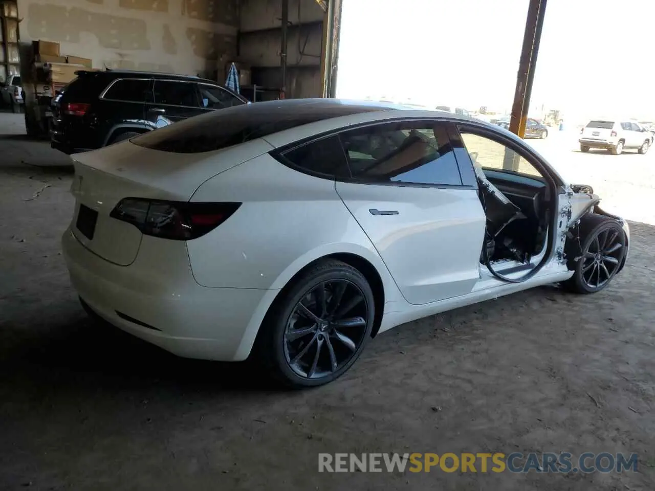 3 fotografías del automóvil dañado 5YJ3E1EA2PF471049 TESLA MODEL 3 2023