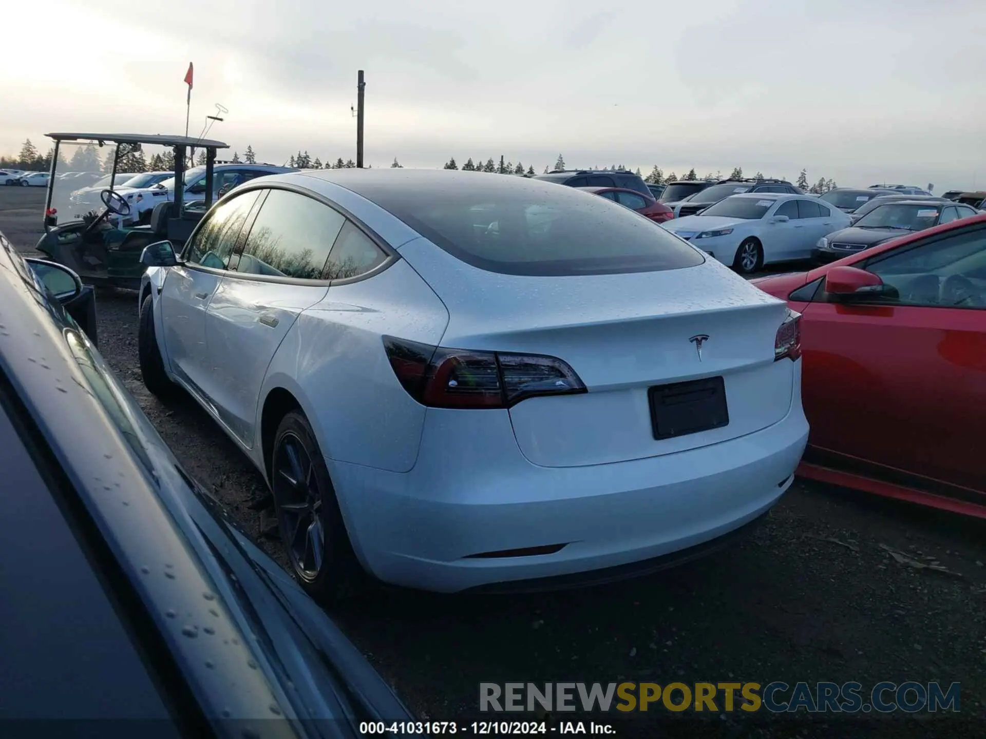 3 fotografías del automóvil dañado 5YJ3E1EA2PF474243 TESLA MODEL 3 2023