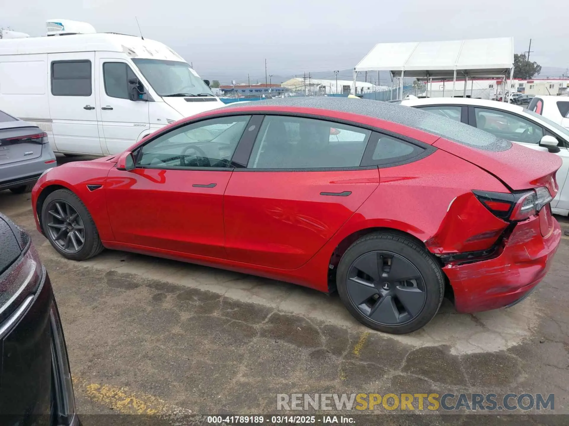 14 fotografías del automóvil dañado 5YJ3E1EA2PF476140 TESLA MODEL 3 2023