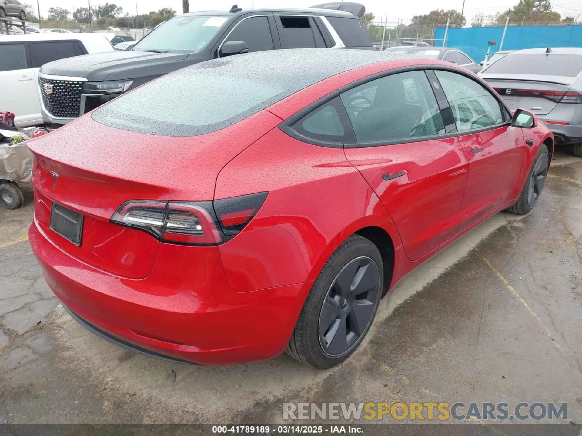 4 fotografías del automóvil dañado 5YJ3E1EA2PF476140 TESLA MODEL 3 2023