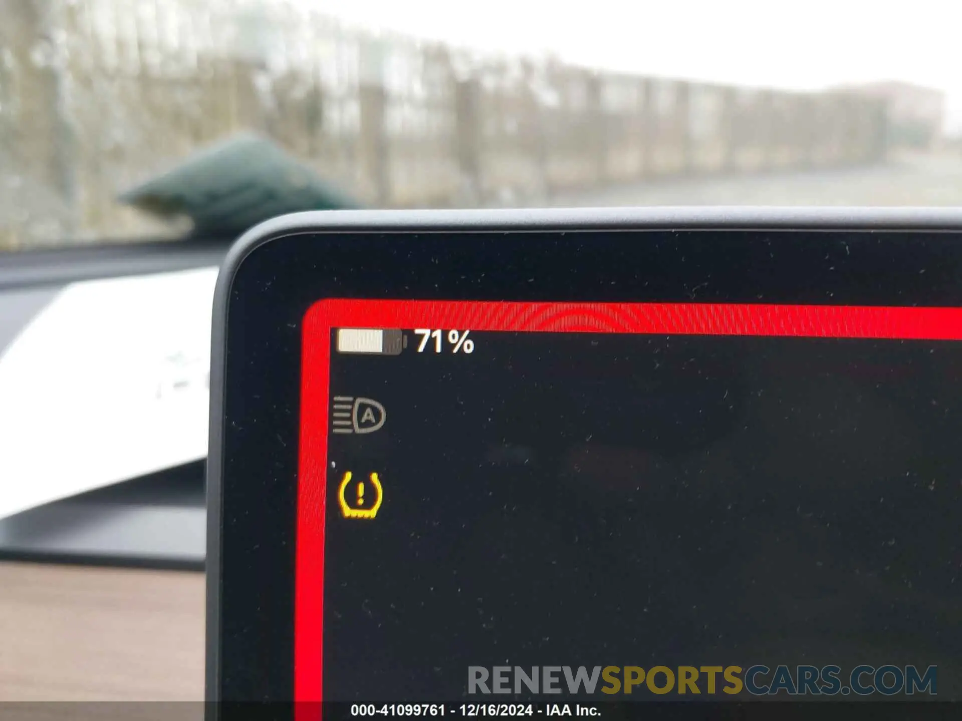 17 fotografías del automóvil dañado 5YJ3E1EA2PF478423 TESLA MODEL 3 2023