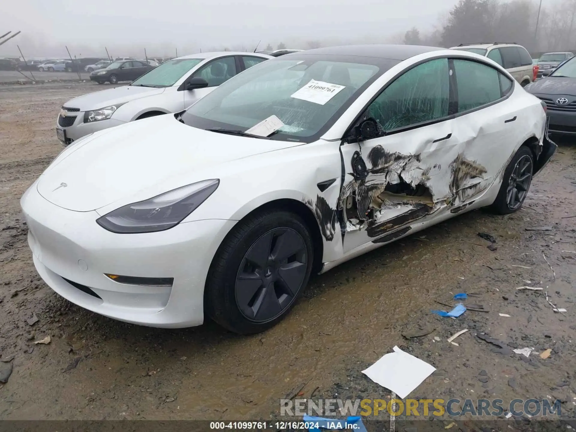 2 fotografías del automóvil dañado 5YJ3E1EA2PF478423 TESLA MODEL 3 2023