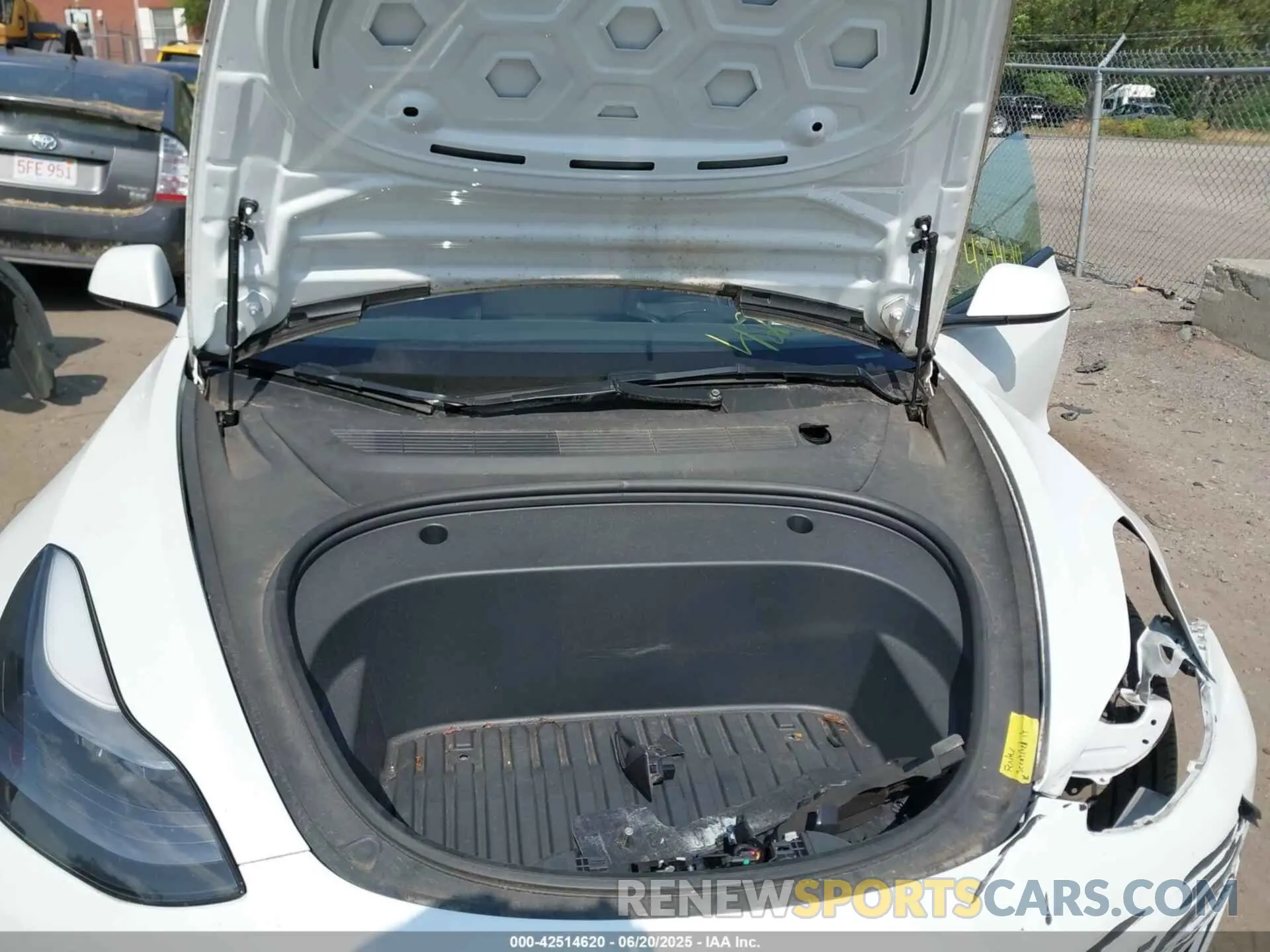 10 fotografías del automóvil dañado 5YJ3E1EA2PF484335 TESLA MODEL 3 2023