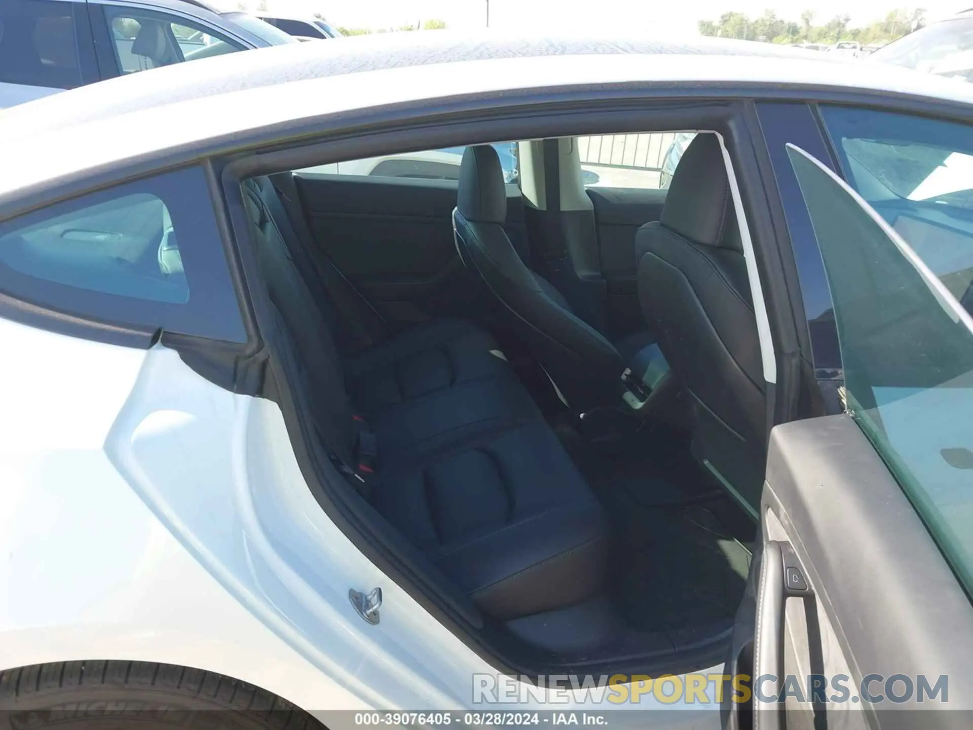 8 fotografías del automóvil dañado 5YJ3E1EA2PF492239 TESLA MODEL 3 2023