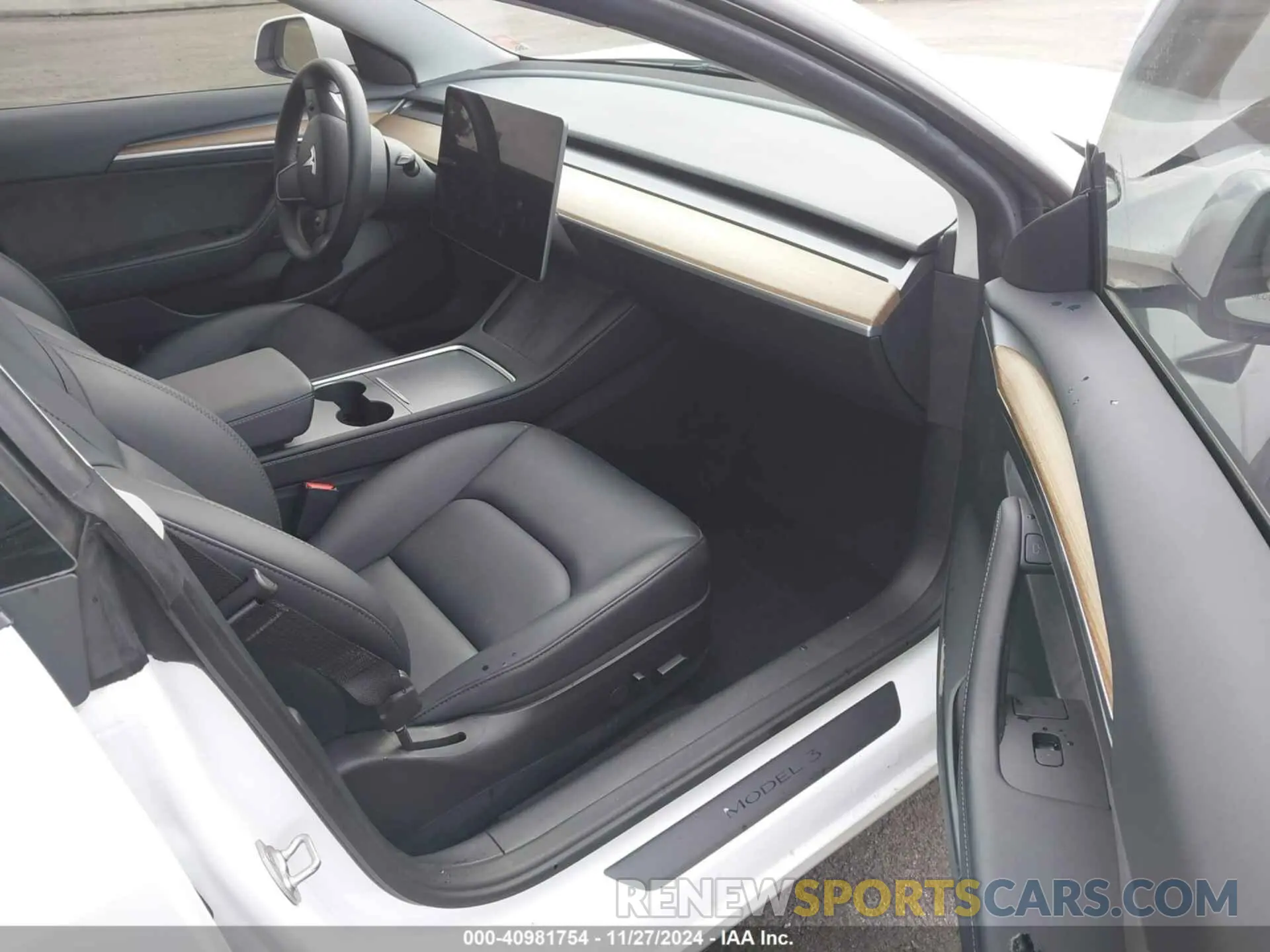 5 fotografías del automóvil dañado 5YJ3E1EA2PF497425 TESLA MODEL 3 2023