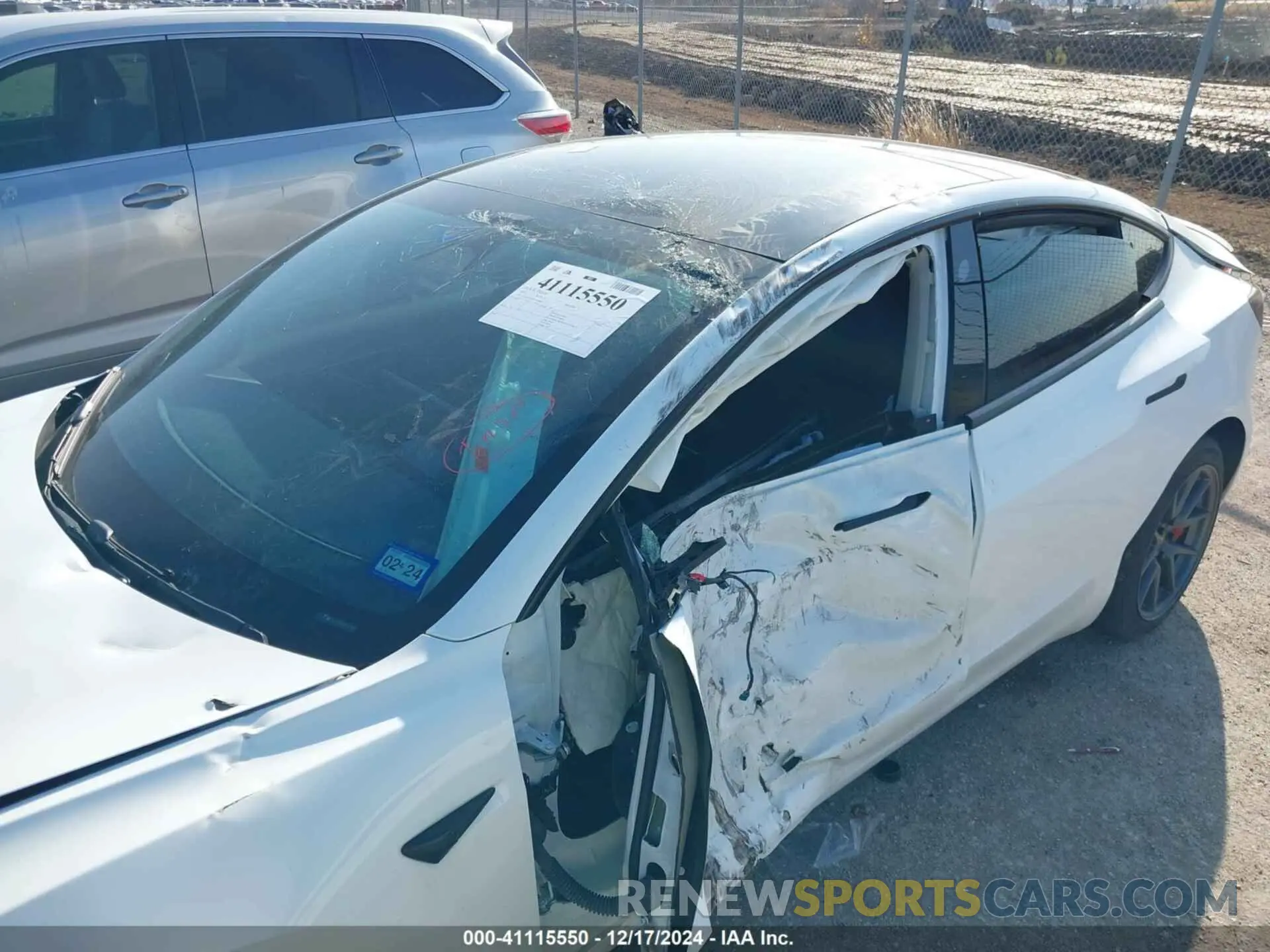 6 fotografías del automóvil dañado 5YJ3E1EA2PF500923 TESLA MODEL 3 2023