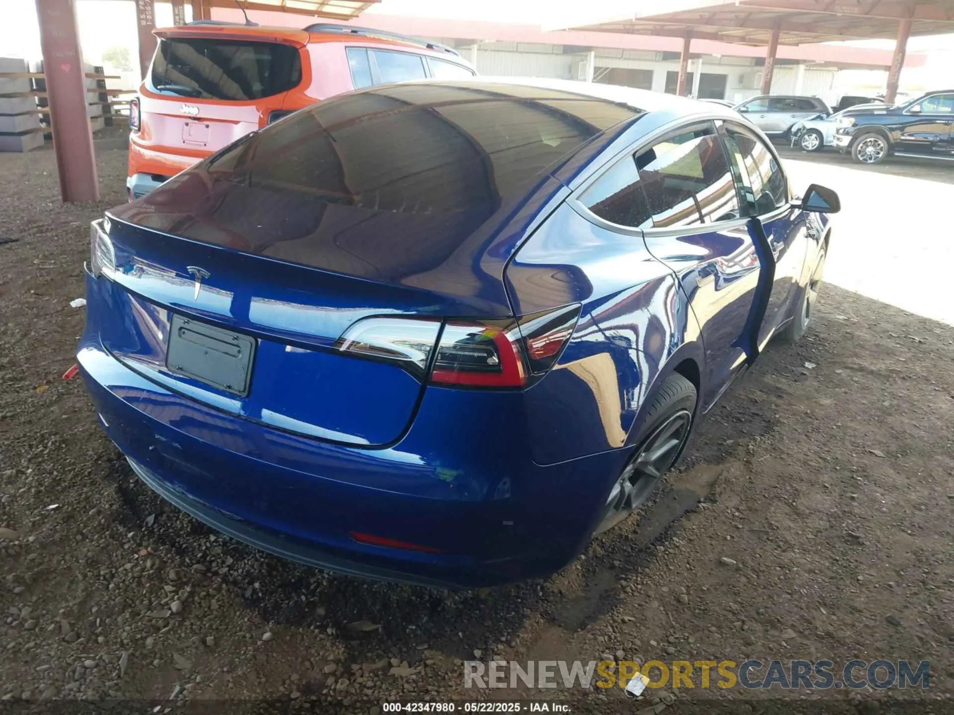 4 fotografías del automóvil dañado 5YJ3E1EA2PF557011 TESLA MODEL 3 2023