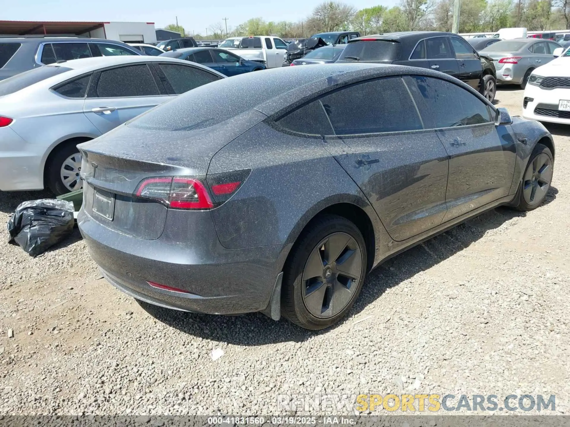 4 fotografías del automóvil dañado 5YJ3E1EA2PF569644 TESLA MODEL 3 2023