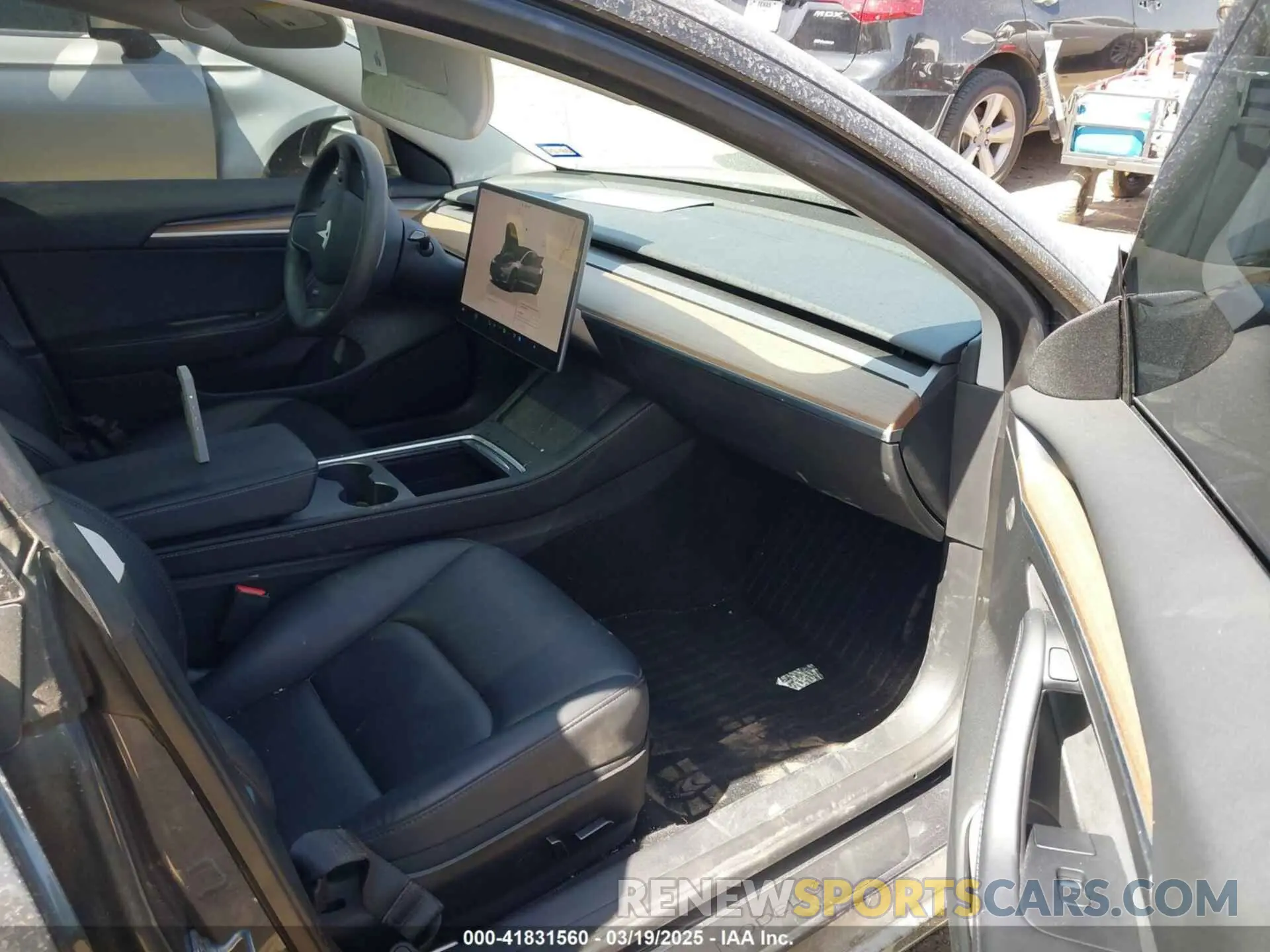 5 fotografías del automóvil dañado 5YJ3E1EA2PF569644 TESLA MODEL 3 2023