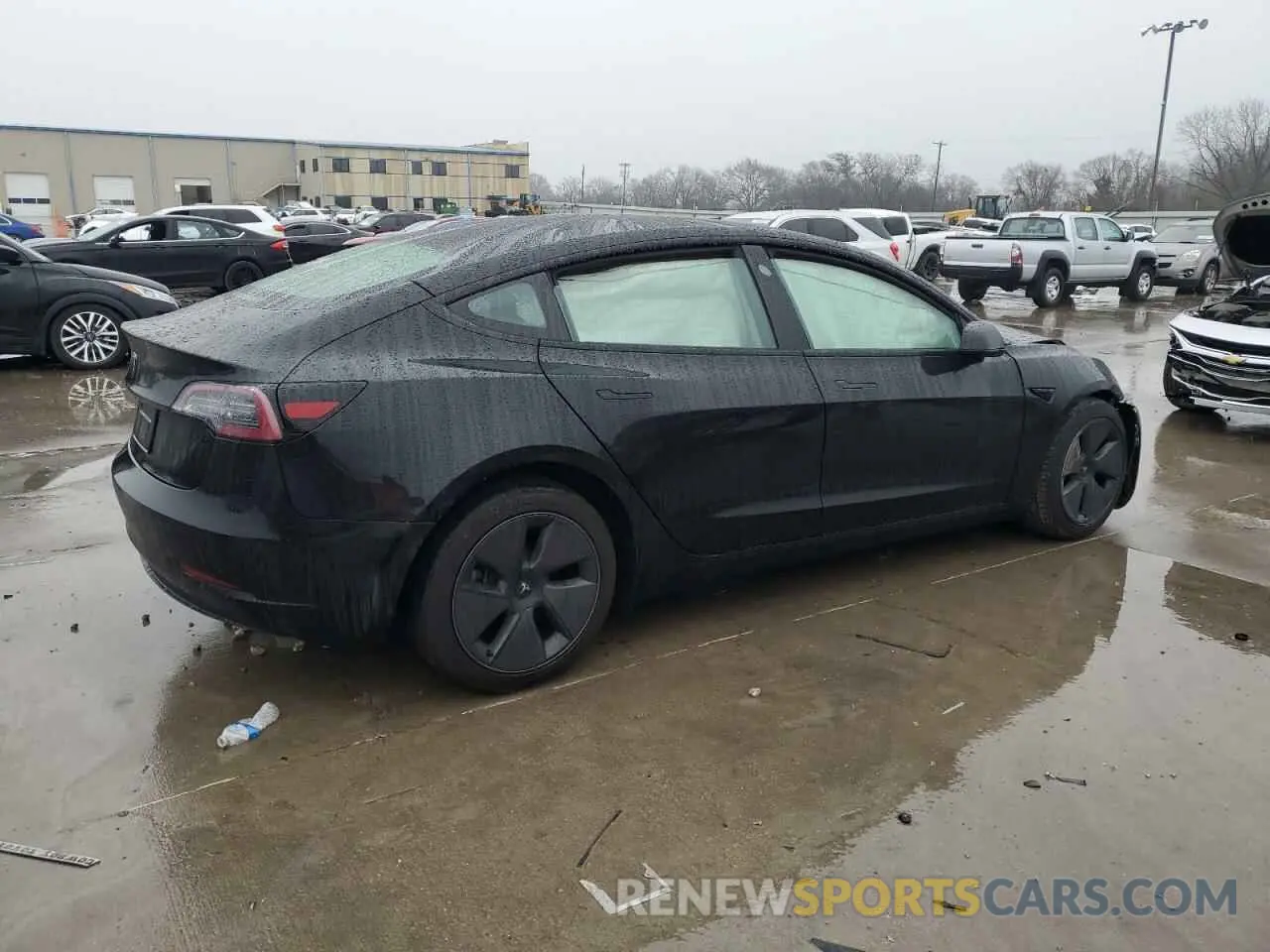 3 fotografías del automóvil dañado 5YJ3E1EA2PF575945 TESLA MODEL 3 2023