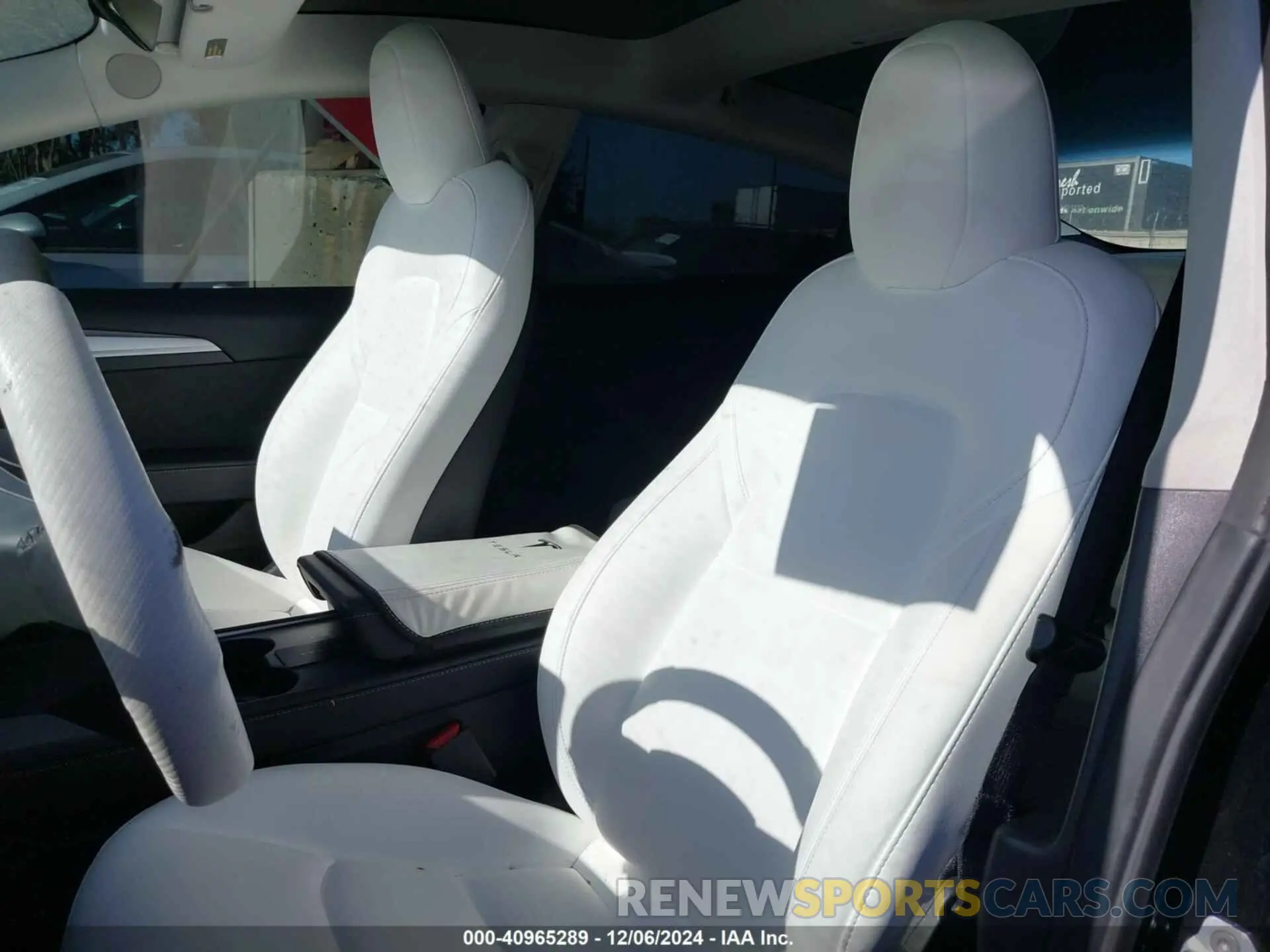 23 fotografías del automóvil dañado 5YJ3E1EA2PF584631 TESLA MODEL 3 2023
