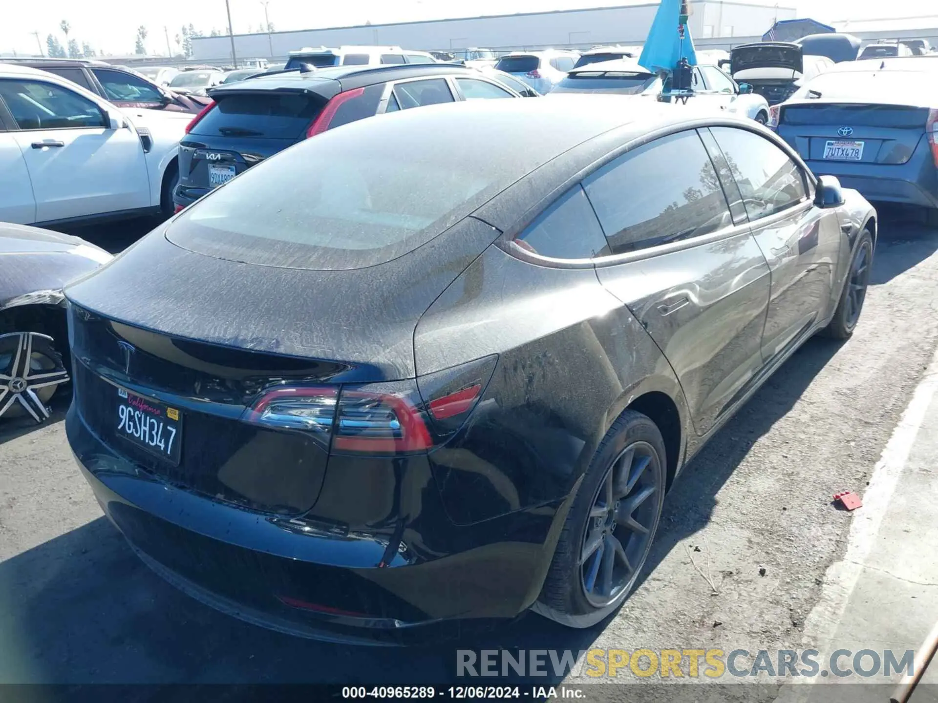 4 fotografías del automóvil dañado 5YJ3E1EA2PF584631 TESLA MODEL 3 2023