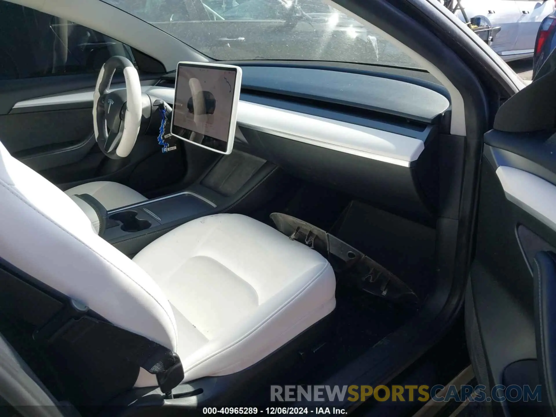 5 fotografías del automóvil dañado 5YJ3E1EA2PF584631 TESLA MODEL 3 2023
