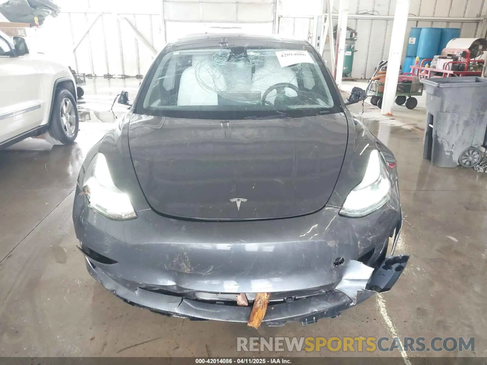 6 fotografías del automóvil dañado 5YJ3E1EA2PF591661 TESLA MODEL 3 2023