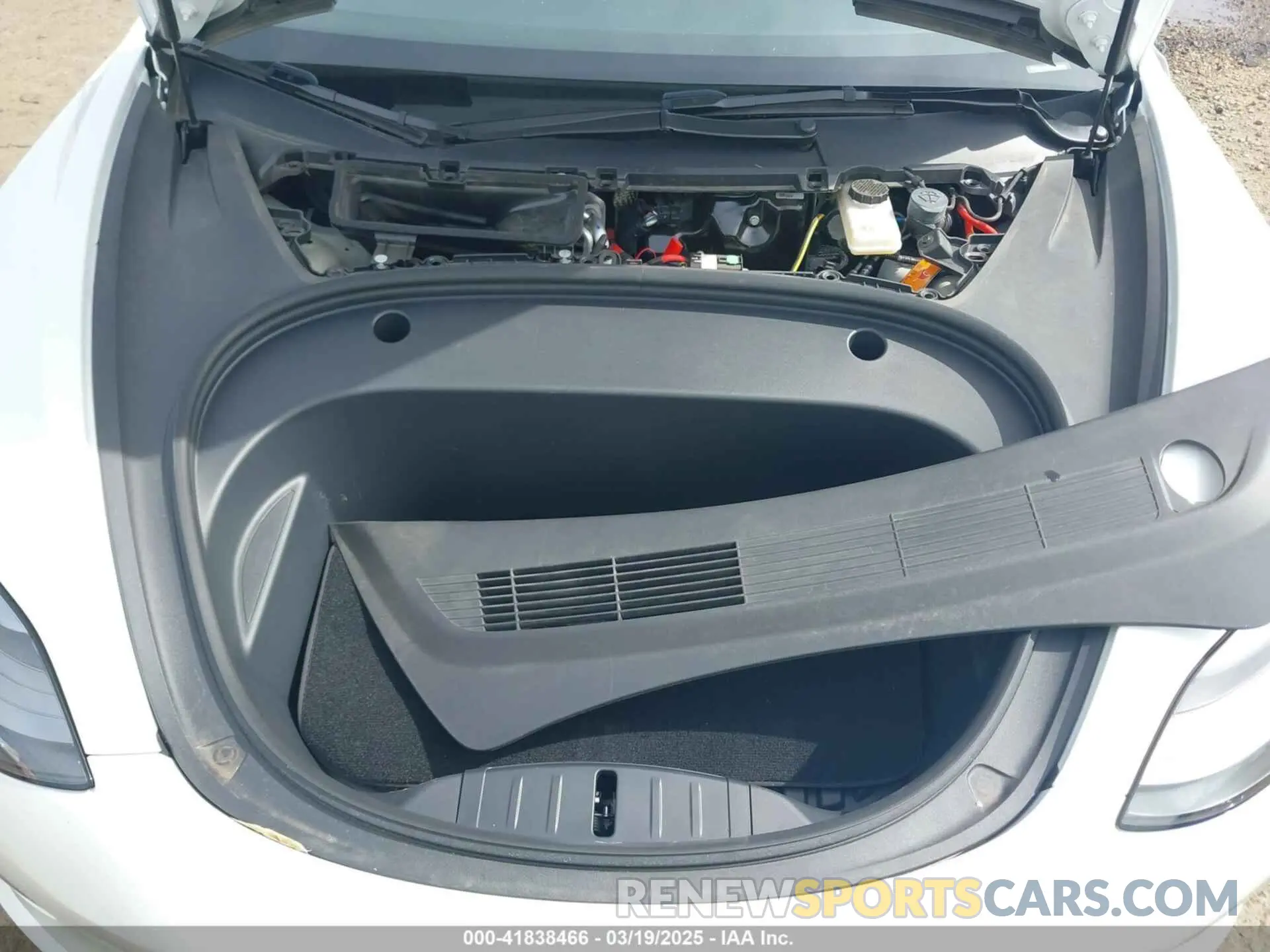 10 fotografías del automóvil dañado 5YJ3E1EA2PF606563 TESLA MODEL 3 2023